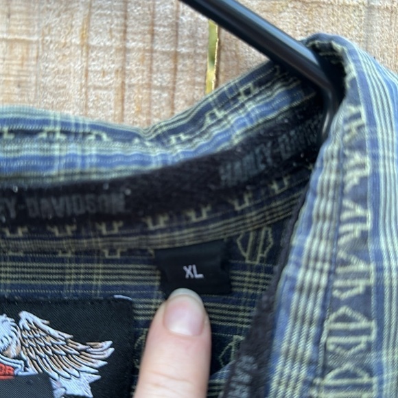 Harley Davidson, short sleeve button-down size extra large - Picture 5 of 7